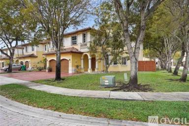 Main picture of 4934 SW 135th Ter