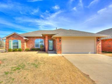 Main picture of 21282 Robin Ridge Ln