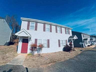 Main picture of 408 Three Creeks Ct