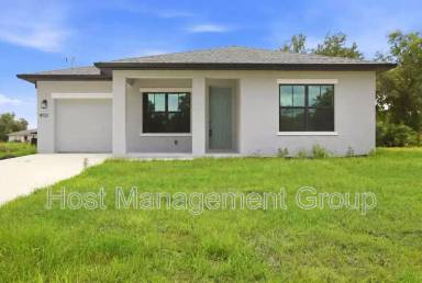 Main picture of 4102 7th St W