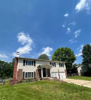 Main picture of 5751 Kerth Rd