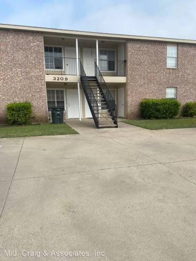 Main picture of 3209 Toledo Dr