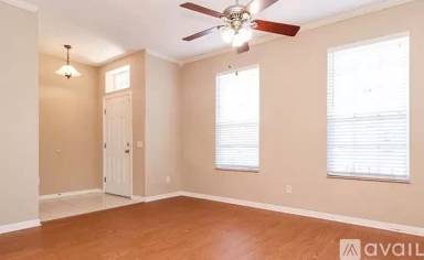 Main picture of 1231 Loretto Cir
