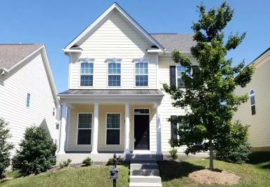 Main picture of 2004 Aventon Ln