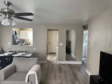 Main picture of 3800 W 41st Ave