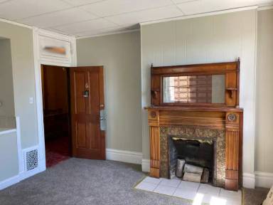 Main picture of 1409 Craig St