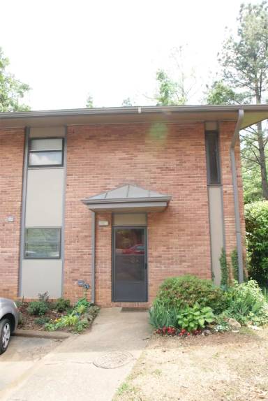 Main picture of 2220 Colony Dr SW