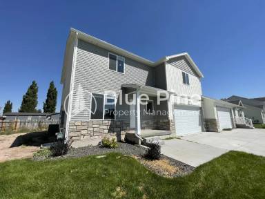 Main picture of 3225 Raynard Ln