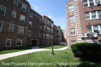 Main picture of 7020 N Sheridan Rd