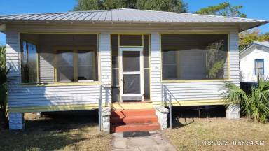 Main picture of 208 S 13th St
