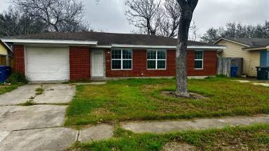 Main picture of 5818 Glen Arbor Dr