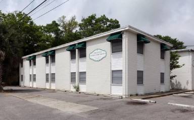 Main picture of 1103 N 15th Ave
