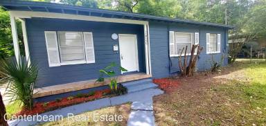 Main picture of 2820 Myra St