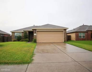 Main picture of 7922 Emerald Oak Dr
