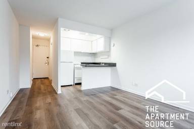 Main picture of 544 W Melrose St