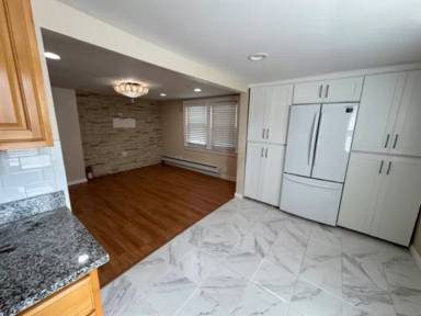 Main picture of 236 Wallington Ave