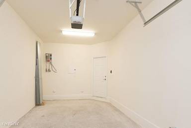 Main picture of 3432 W 92nd Pl