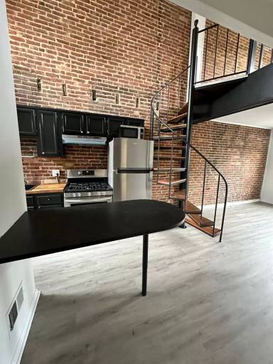 Main picture of 1922 Gough St