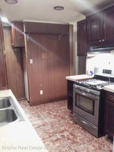 Main picture of 1223 N San Mateo St