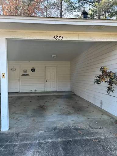 Main picture of 4835 N Park Rd