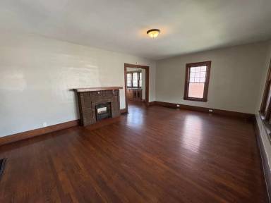 Main picture of 1477 W Sylvania Ave