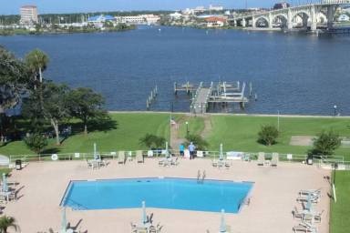 Main picture of Pendleton Club