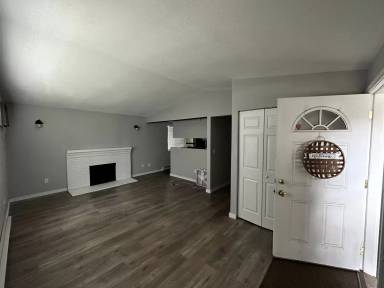 Main picture of 308 E Weile Ave