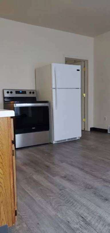 Main picture of 1221 Berner St