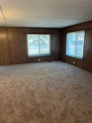 Main picture of 4014 Delaware Ave