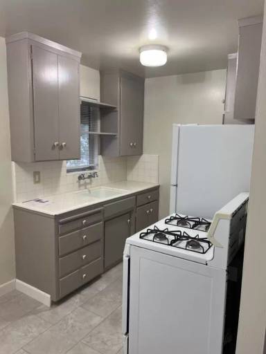 Main picture of 128 Brooklyn Ave