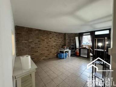 Main picture of 639 W Wellington Ave