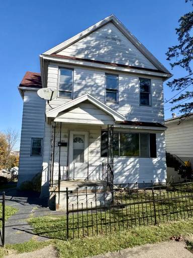 Main picture of 833 Fig St
