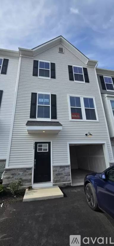 Main picture of 268 Talucci Dr