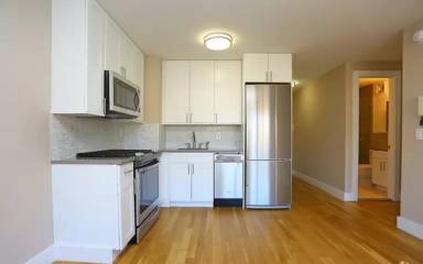 Main picture of 780 Columbus Ave