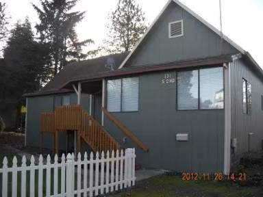 Main picture of 131 S 2nd St
