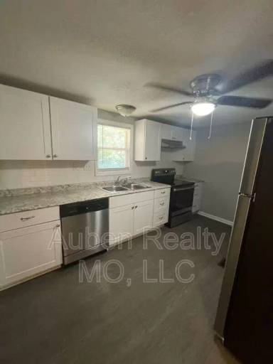 Main picture of 5003 N Lister Ave
