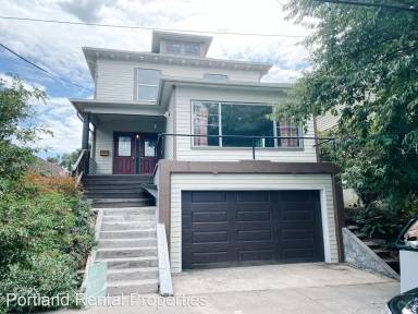 Main picture of 2026 SE Yamhill St