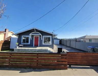 Main picture of 170 S 30th St
