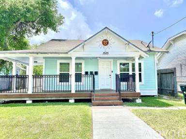Main picture of 1525 5th St