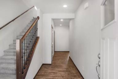 Main picture of 5167 Sophie St