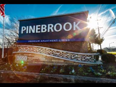 Main picture of Pinebrook Apartments