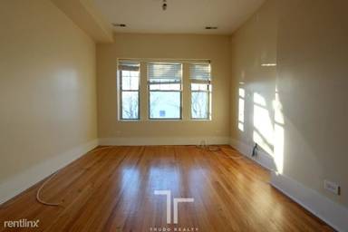 Main picture of 1849-51 W Cornelia Ave & 3449-55 N Wolcott Ave Apartments