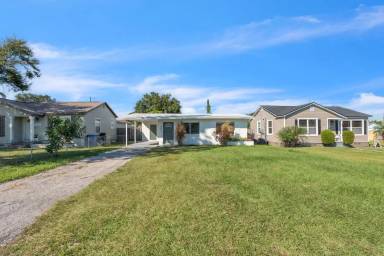 Main picture of 4651 Fairfield Ave S