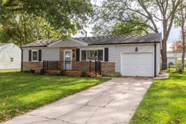 Main picture of 213 Highland Dr