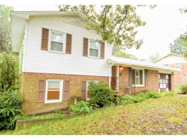 Main picture of 535 Cimarron Dr
