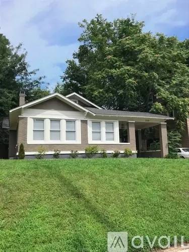 Main picture of 230 Garland St