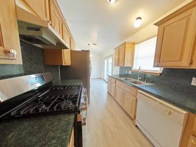 Main picture of 6837 NW Willow Springs Dr