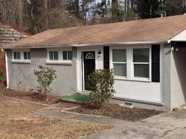 Main picture of 398 Cologne Dr SE