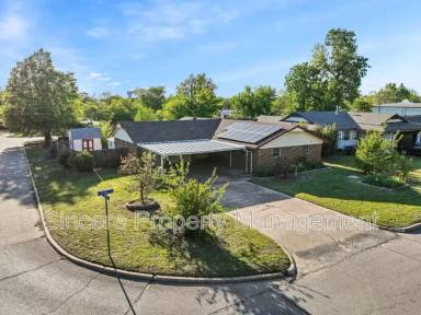 Main picture of 2321 N Peniel Ave