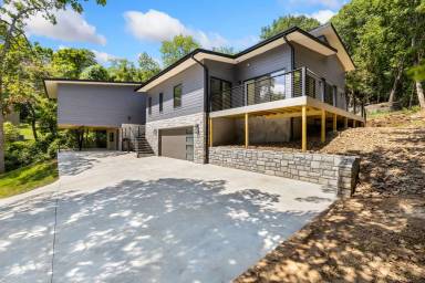 Main picture of 618 N Rockcliff Rd